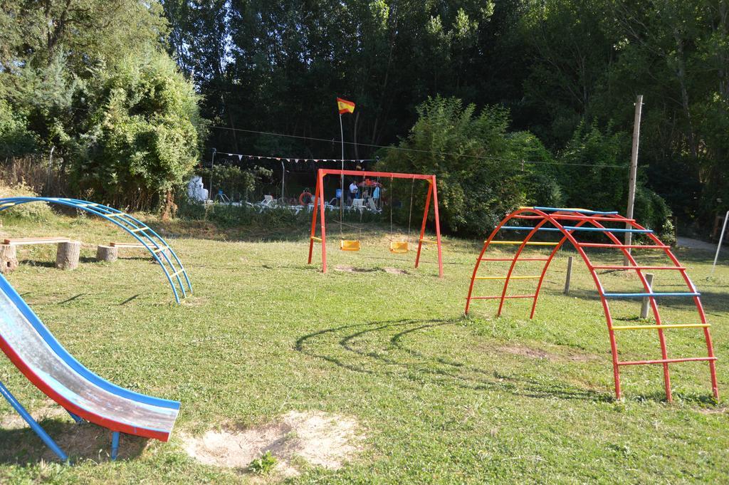Cabanas Camping Sierra De Penascosa Eksteriør billede